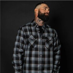 DIXXON FLANNEL Shadows Fall SIZE LARGE
NIB